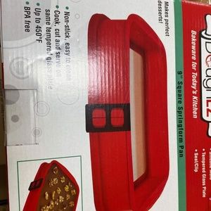 Dough EZ 9” Square Silicone Springform Pan